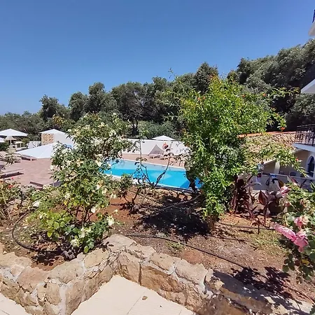 Archontiko Loukis 4*