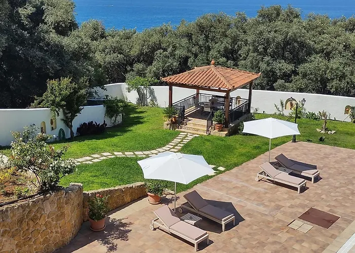 Apart Otel Archontiko Loukis 4*