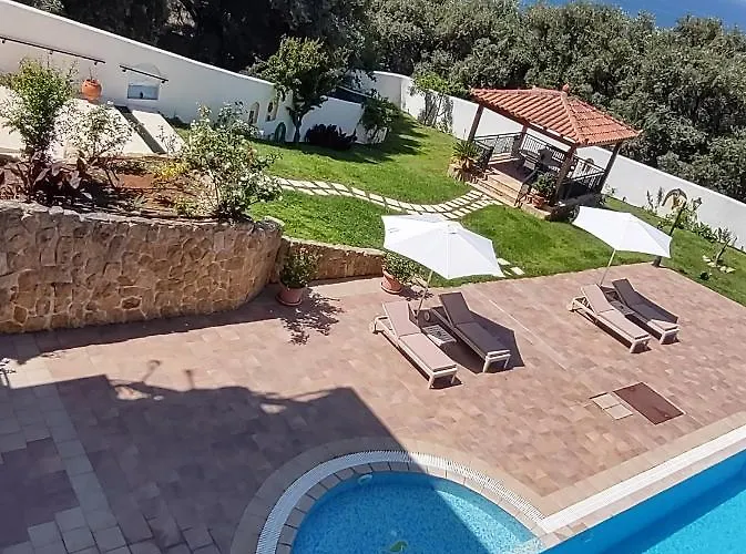 Apart Otel Archontiko Loukis 4*