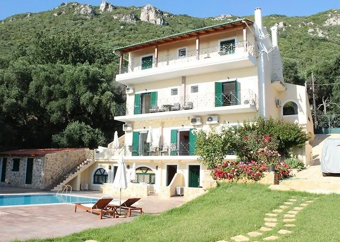 Archontiko Loukis 4*
