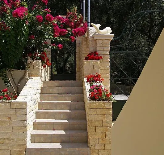 Apart Otel Archontiko Loukis