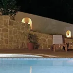 Archontiko Loukis Apart Otel Pentátion