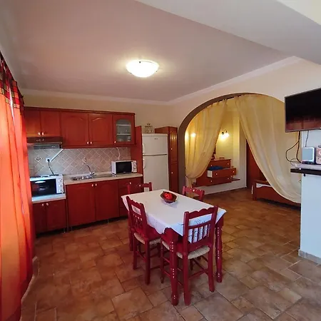 Archontiko Loukis Apartmanhotel