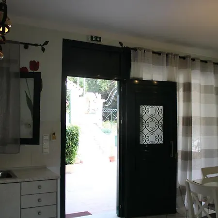 Archontiko Loukis 3*