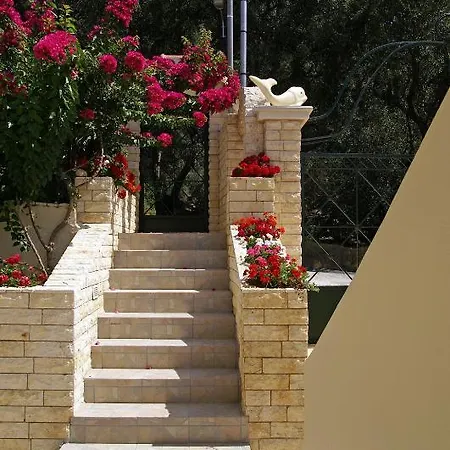 Hotel apartamentowy Archontiko Loukis